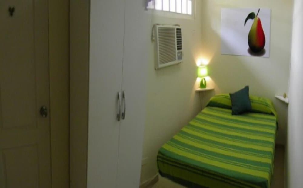 Standard Room, 1 Double Bed, Private Bathroom (Pear)