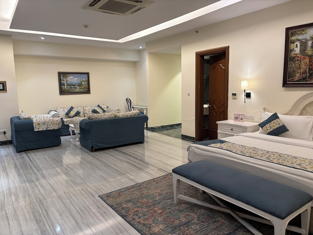 Suite, Mountain View