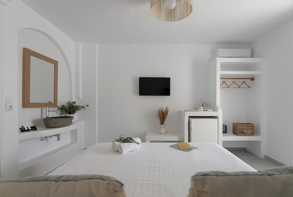 Economy Double Room, Patio, Sea View (Ground floor) photo 2