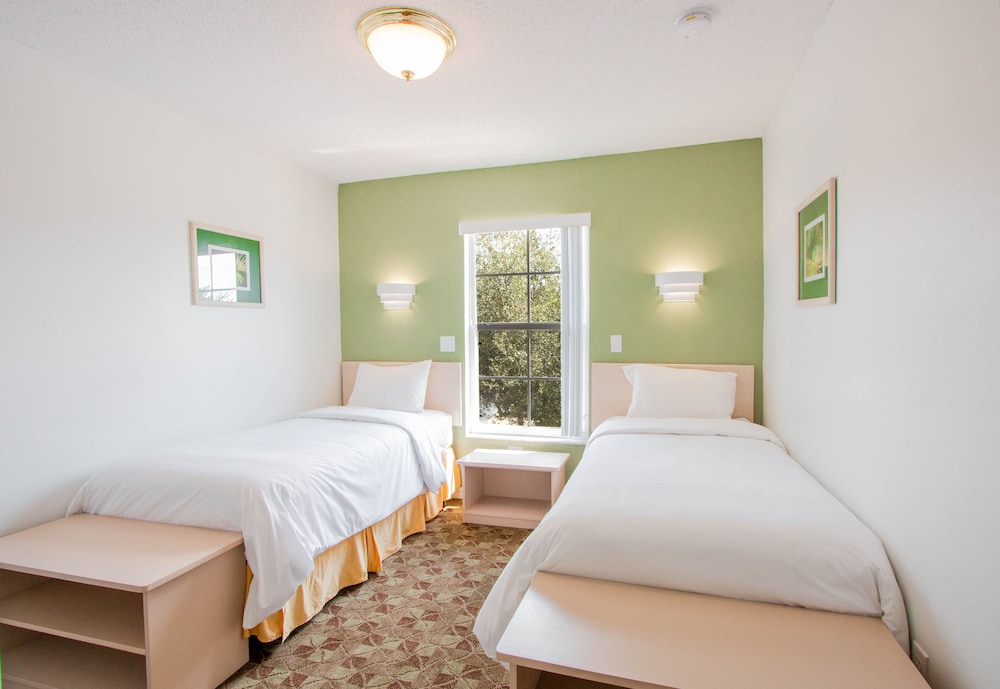 Comfort Townhome, 3 Bedrooms, Balcony photo 3