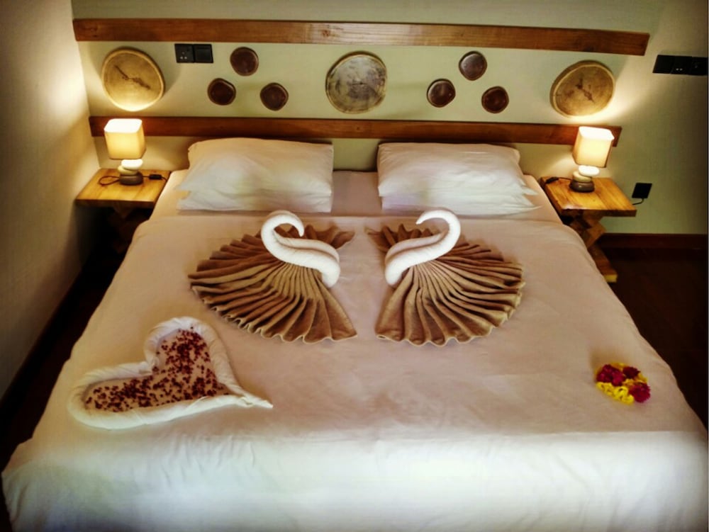 Honeymoon Bungalow, 1 Double Bed, Garden View, Garden Area photo 2