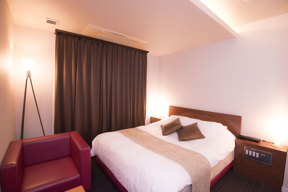 Double Room -Smoking (Must check in after 21:00) photo 2