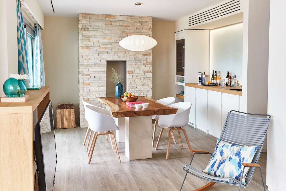 Suite, 2 Bedrooms (Garden Pool)