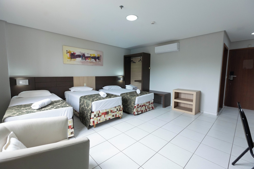 Deluxe Triple Room, photo 7