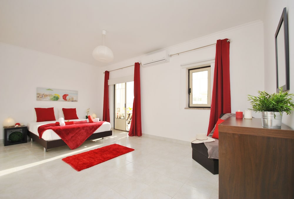 Apartment, 2 Bedrooms, Pool Access, Pool View