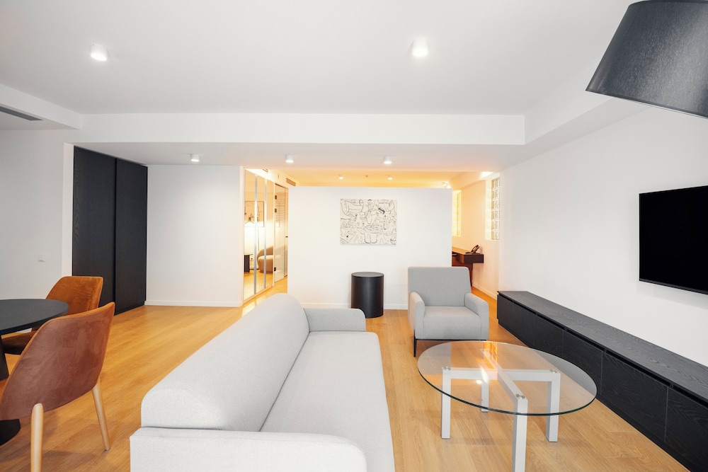 Penthouse Apartment with Terrace photo 3