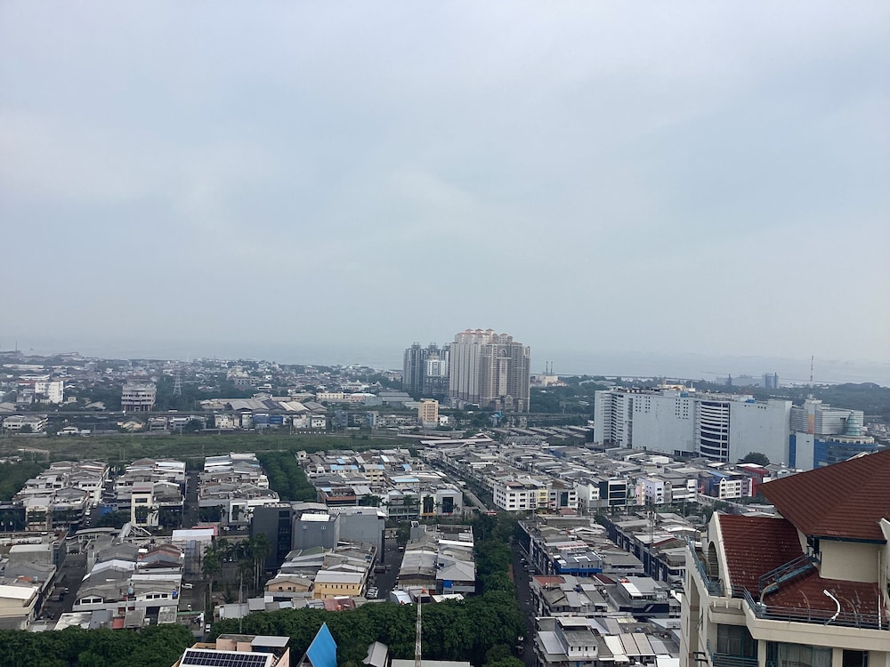 Superior Room, 1 King Bed, Smoking, City View