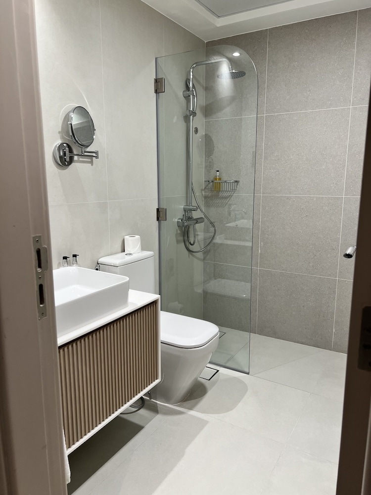Suite, 2 Bedrooms photo 3