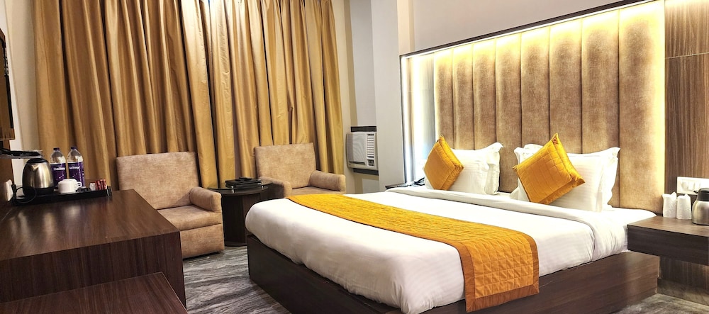 Executive Room - Photo 2