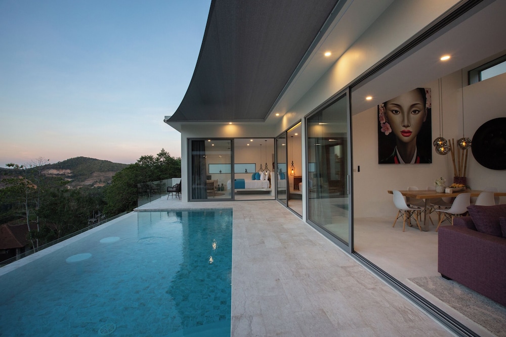 4 Bedroom Pool Villa - Bougainvillea
