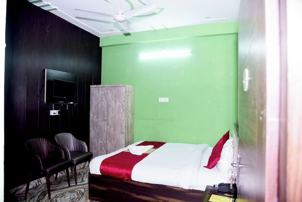 Deluxe Double Room photo 3