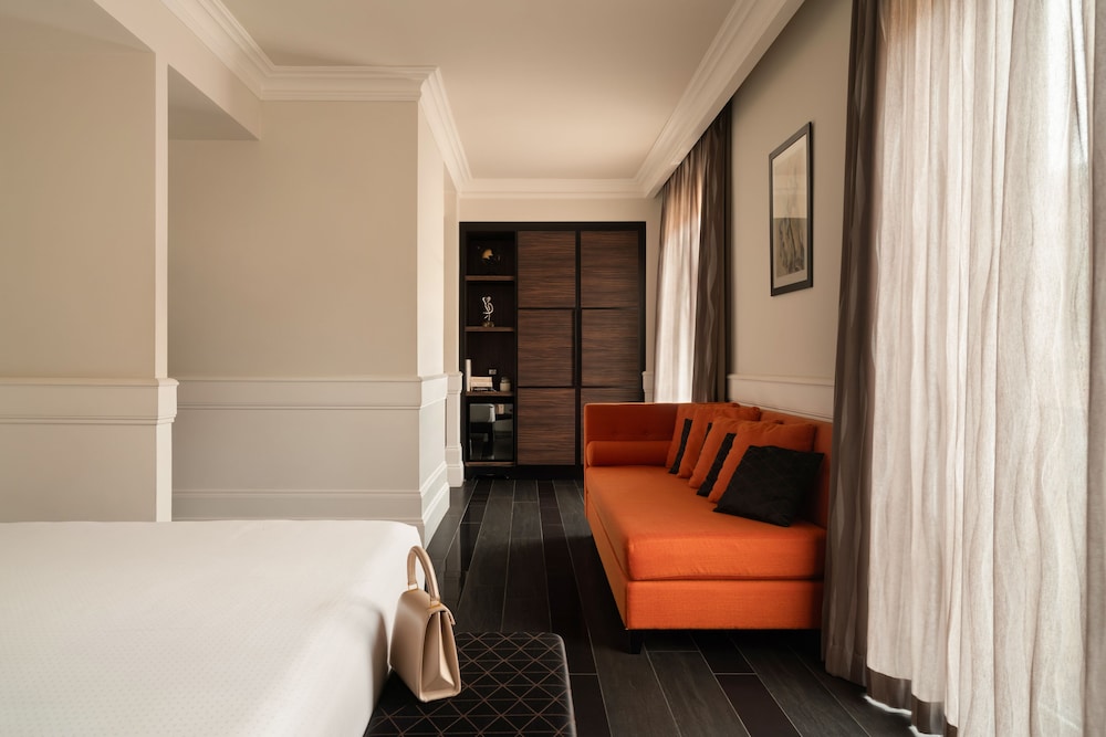 Executive Triple Room thumbnail 6