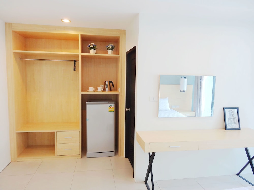 Double Room, Pool Access photo 3