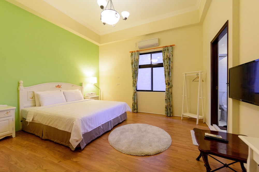 Deluxe Double Room (203) photo 1
