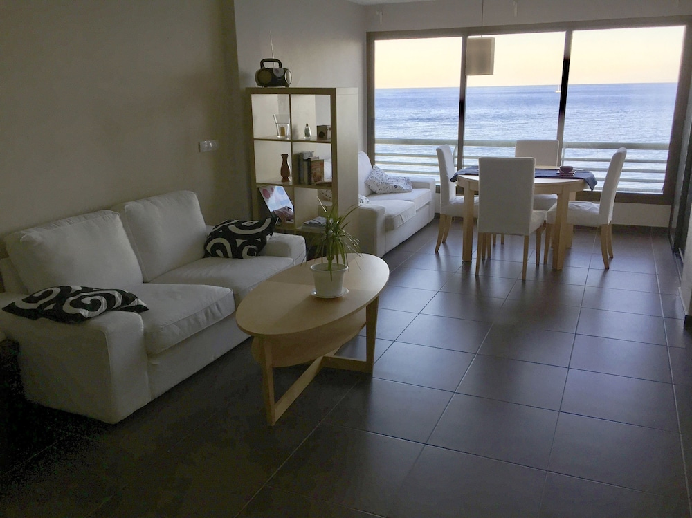 Apartamento, 2 habitaciones, vista a la playa
