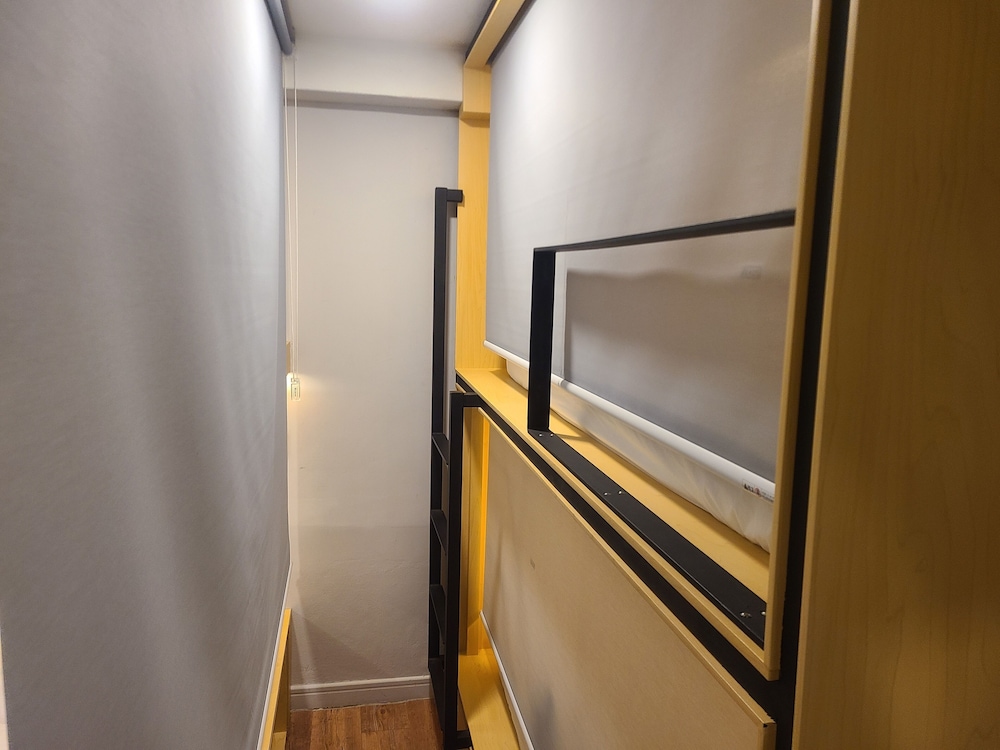 502 (Private Room) - Photo 6