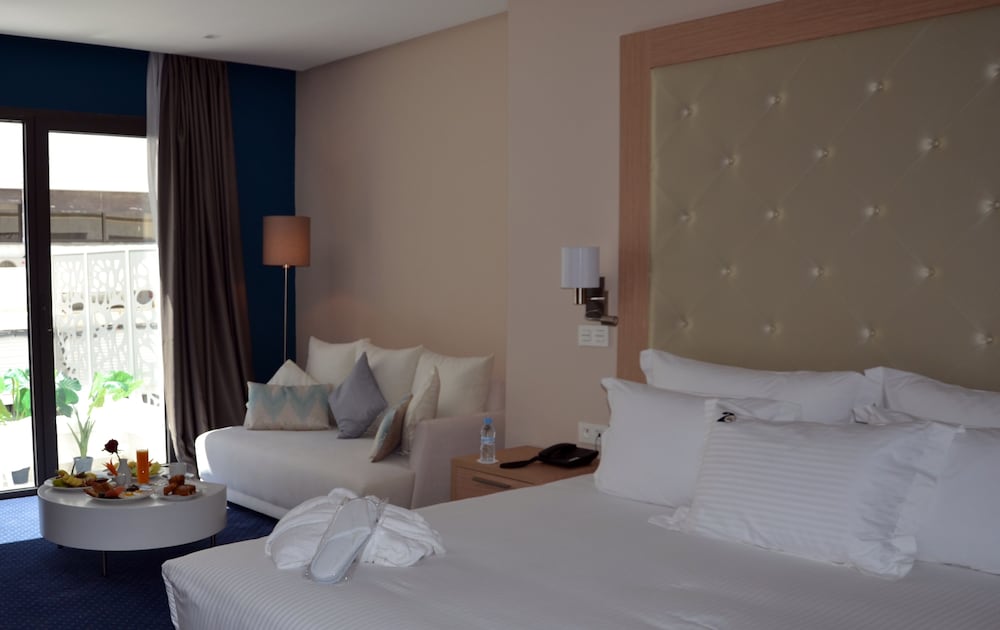 Exclusive Double Room, Private Bathroom photo 1