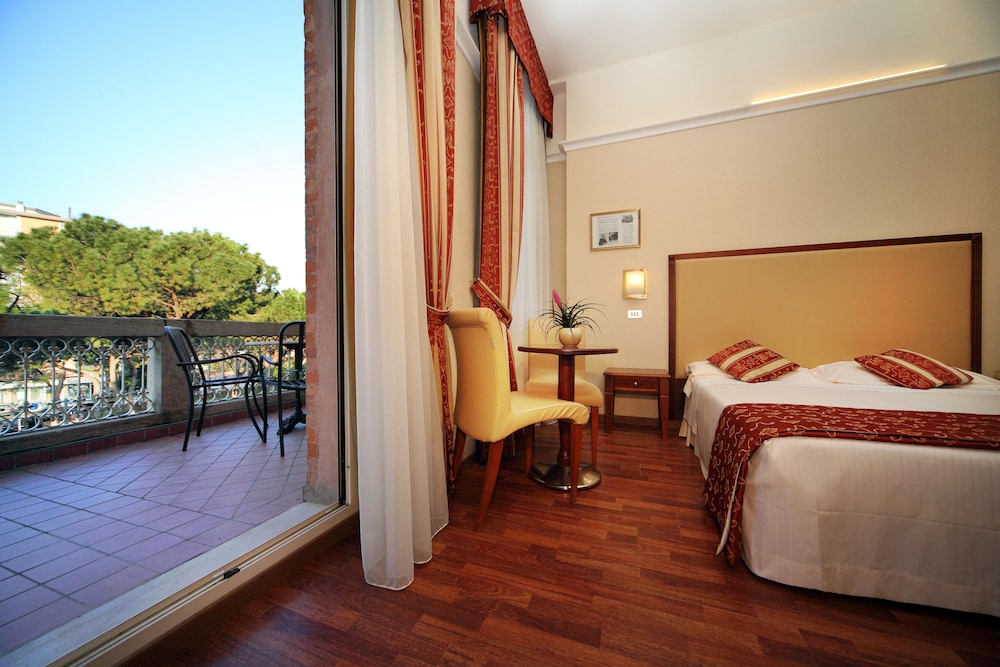 Novecento Double Room Single Use - Photo 2