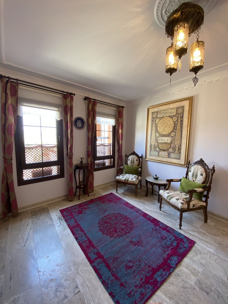 Superior Double Room - Photo 11