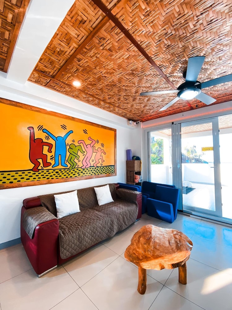 Honeymoon Studio Suite photo 2