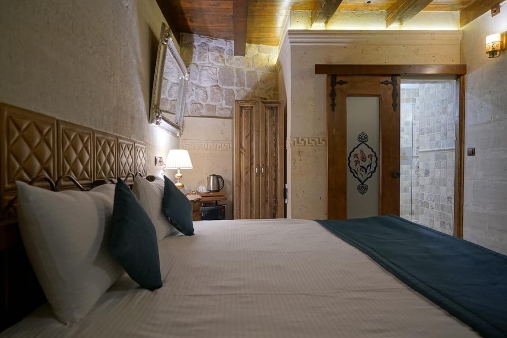 Classic Double Room, 1 Queen Bed photo 3