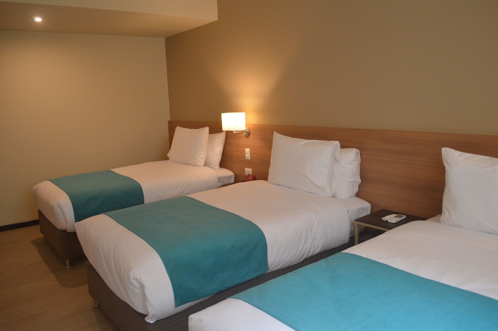 Triple Room, 3 Twin Beds photo 2