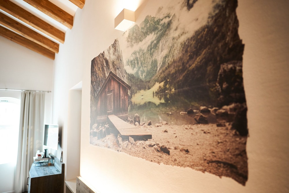 Honeymoon Room, 1 King Bed, Sauna photo 2
