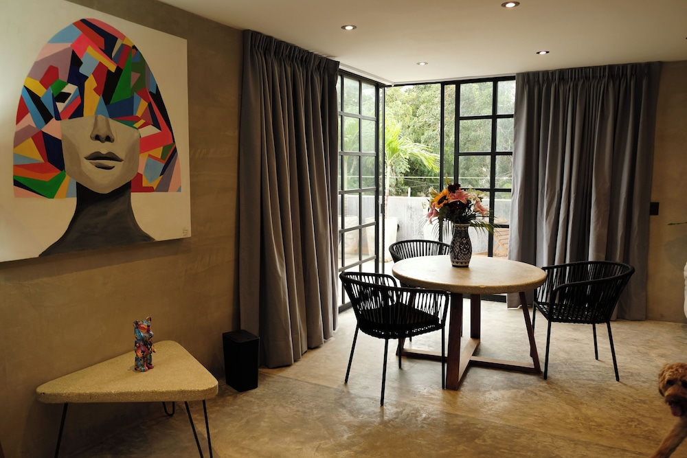 Premier Villa photo 2