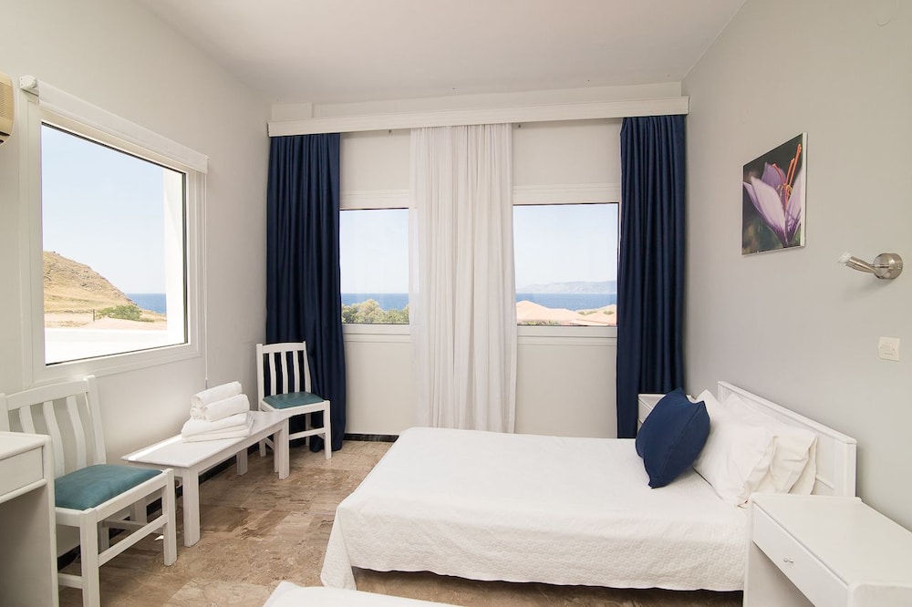 Standard Triple Room photo 1