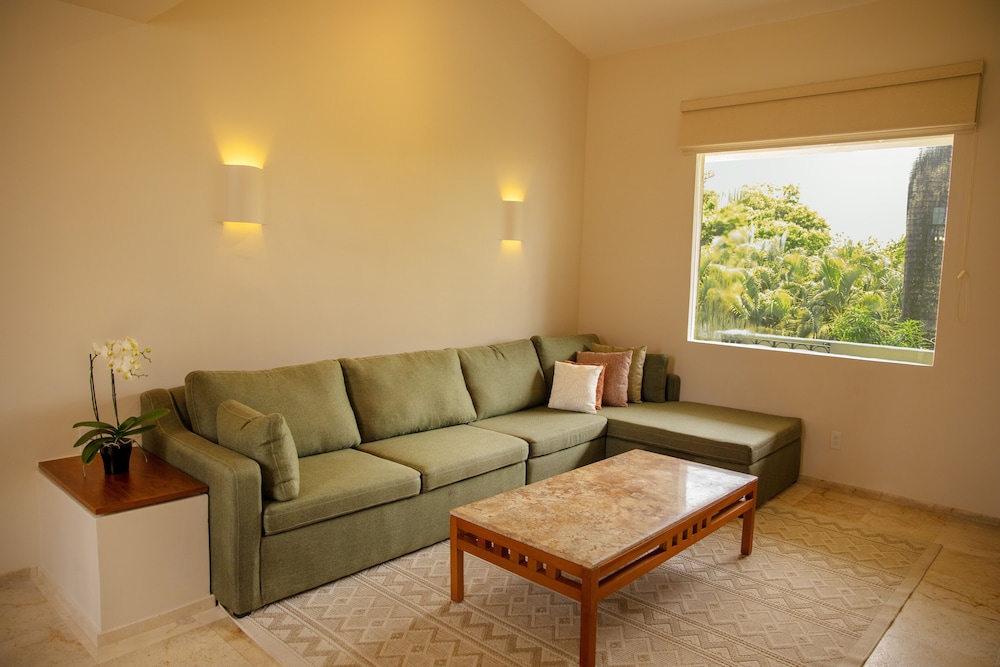 Luxury Suite Ocean Front King with Private Pool & Outdoor Shower Diamond Club - Photo 9