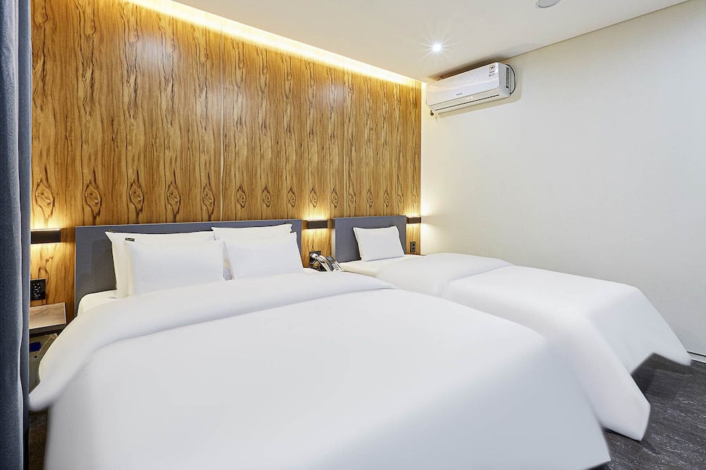 Twin Room photo 2