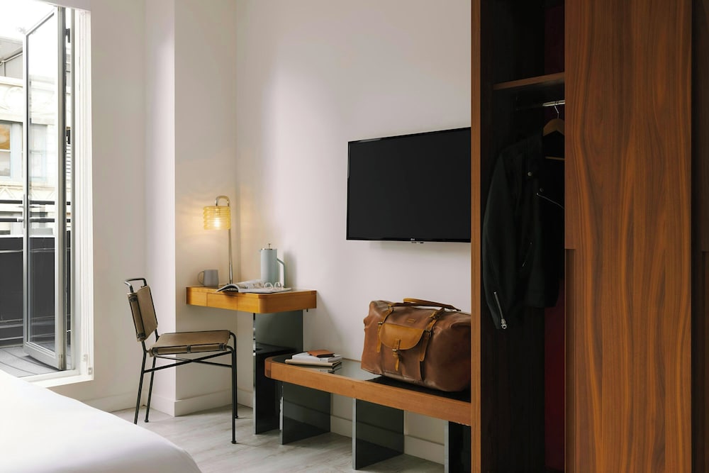 Standard Room photo 3