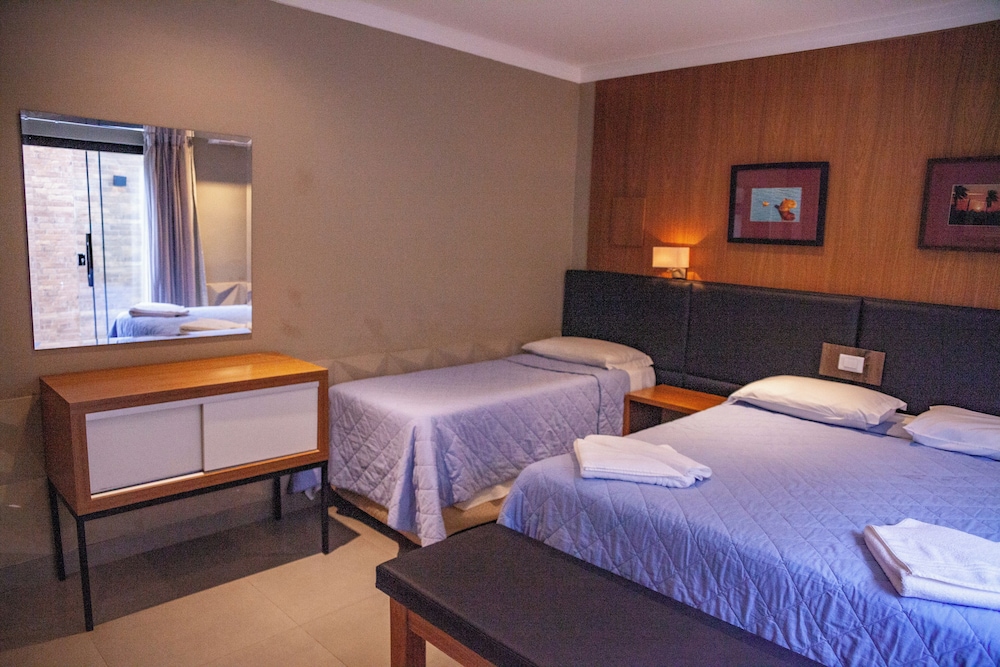 Luxury Triple Room photo 2