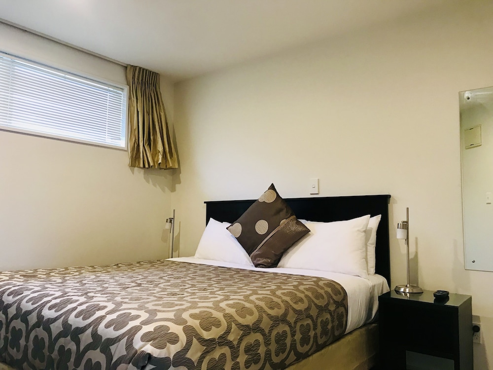 Deluxe Suite, 1 Bedroom - Photo 5
