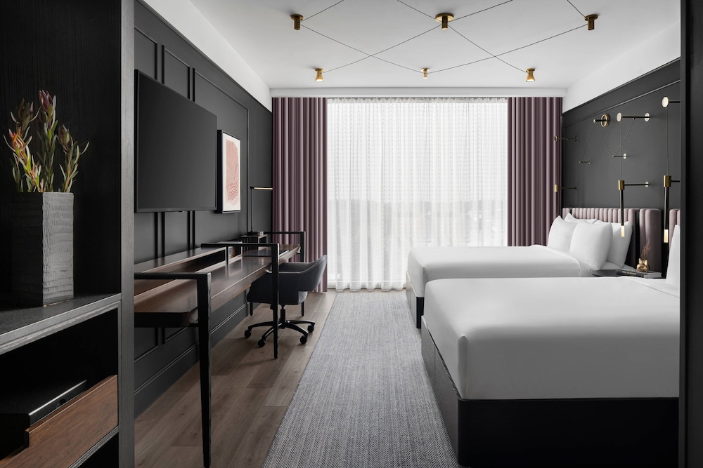 Premium Room, 2 Queen Beds - Photo 1