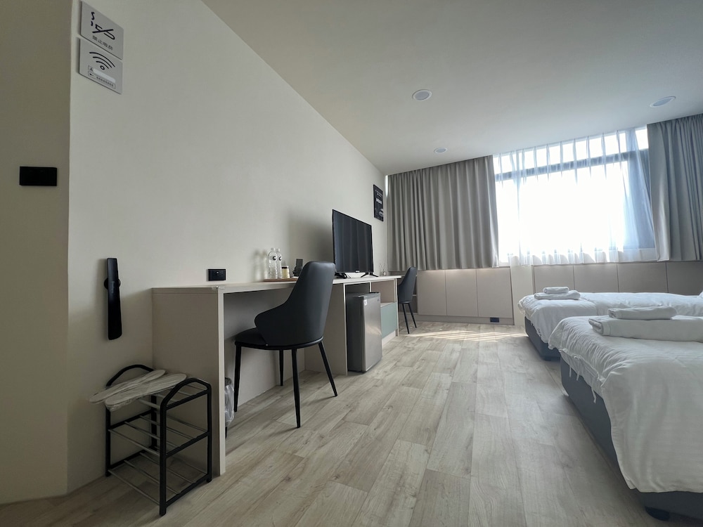 Business Suite, 2 Bedrooms photo 2