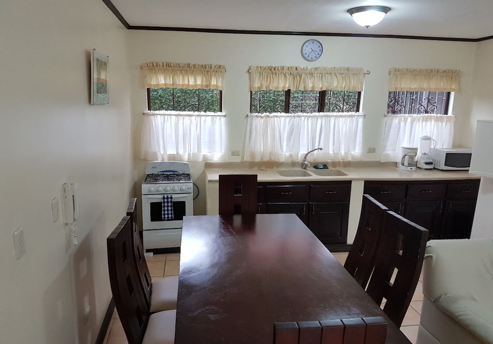 Equipped Apartment - Photo 4