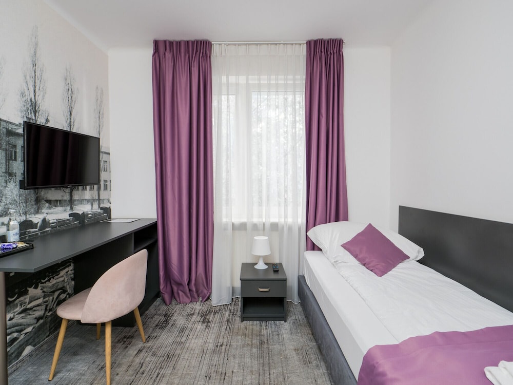 Classic Single Room
