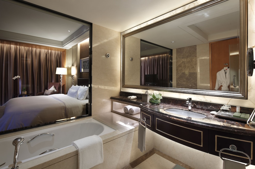 Executive Room, 2 Twin Beds, Executive Level photo 3