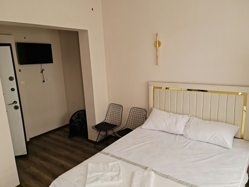 Standard Studio Suite, 1 Bedroom photo 2