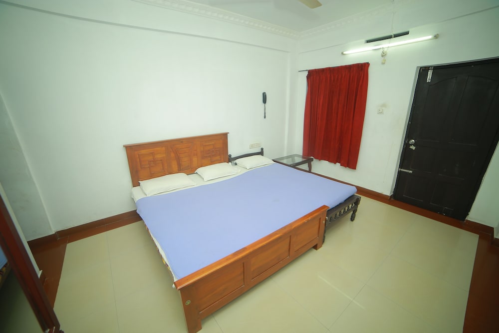 Triple Room, Multiple Beds, Non Smoking photo 1