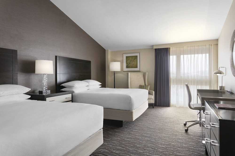 Traditional Room, 2 Queen Beds (Mobility Accessible, Roll-in Shower) photo 1
