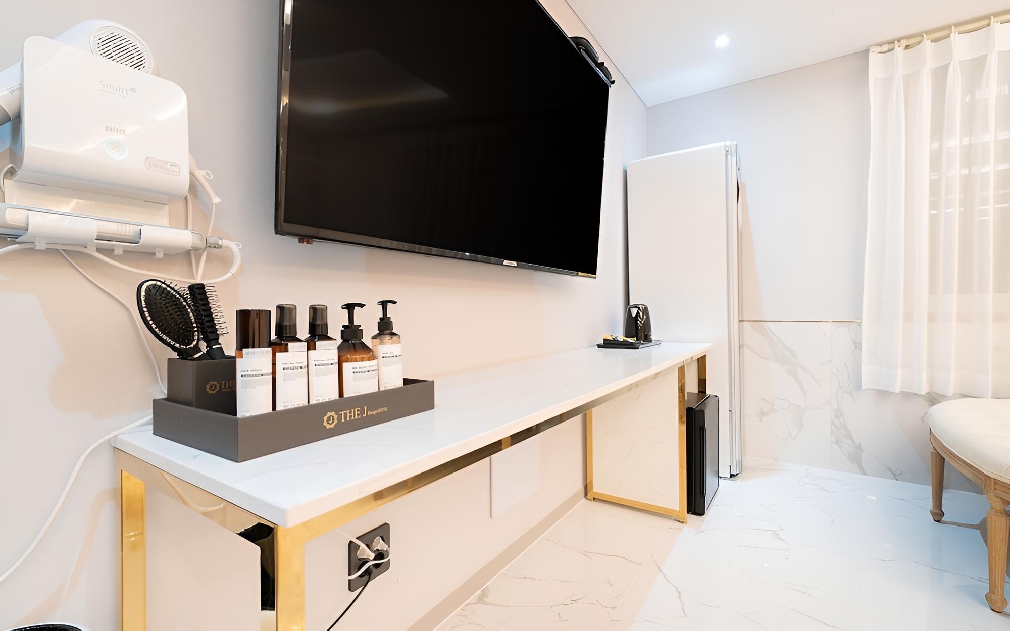 Room (Double twin (styler Netflix air purif) photo 1