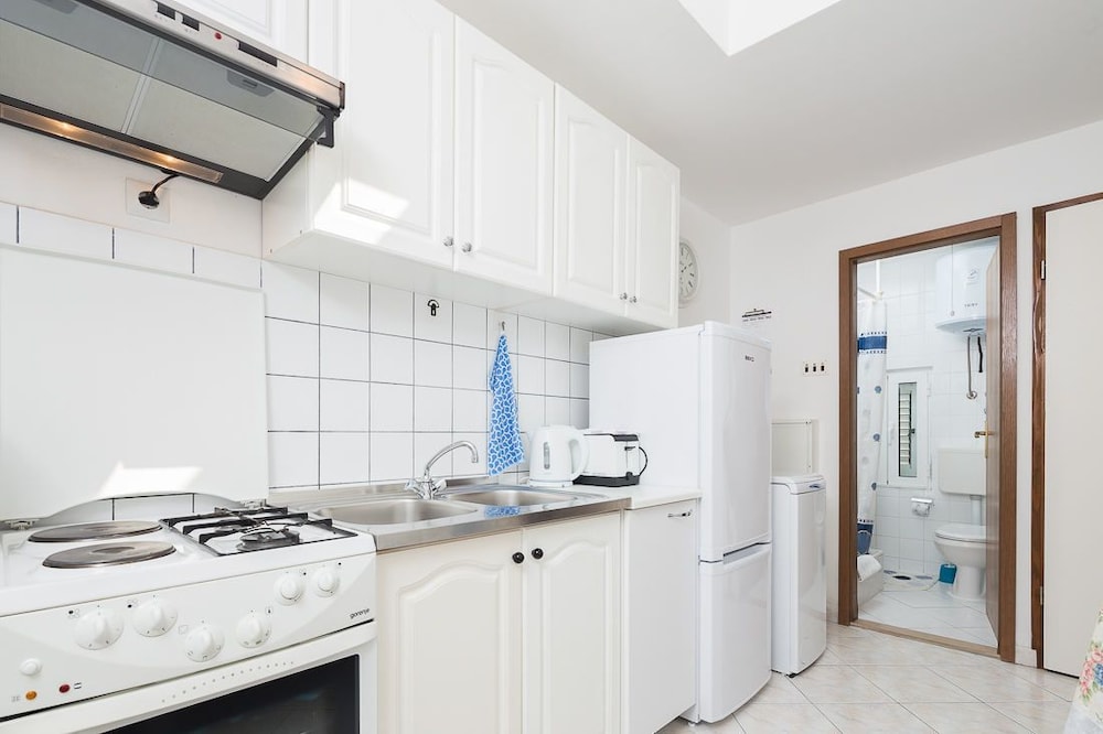Apartment (APP 3) photo 2