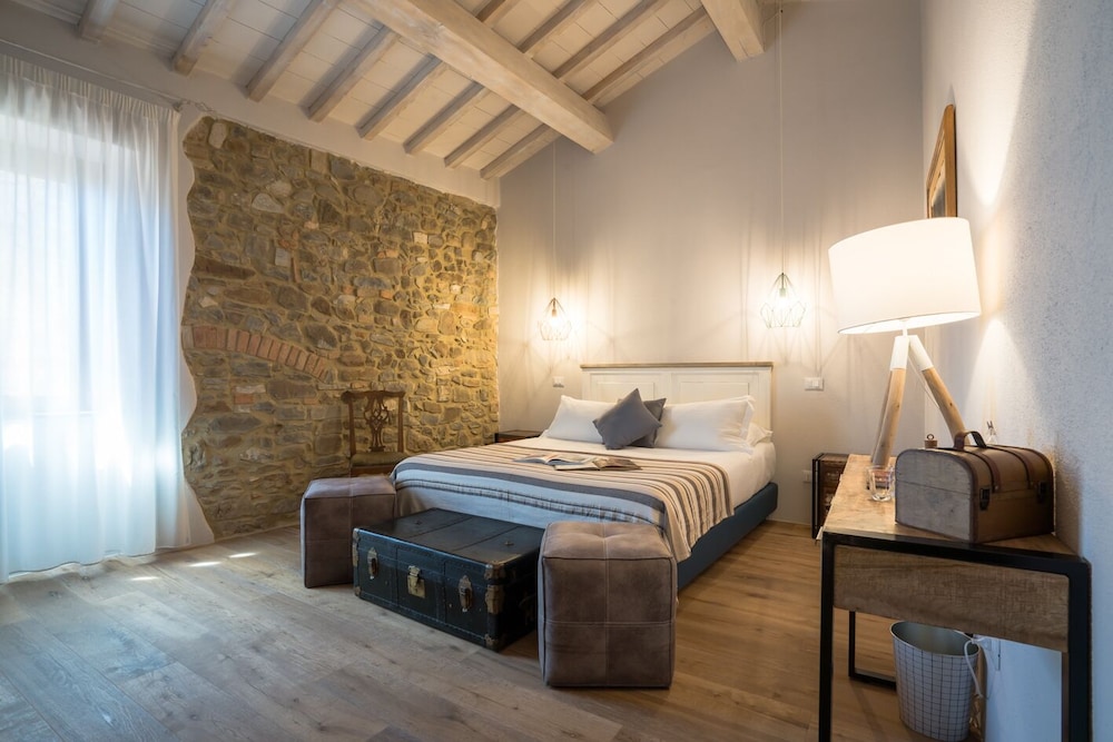 Design Double Room, 1 King Bed, Non Smoking