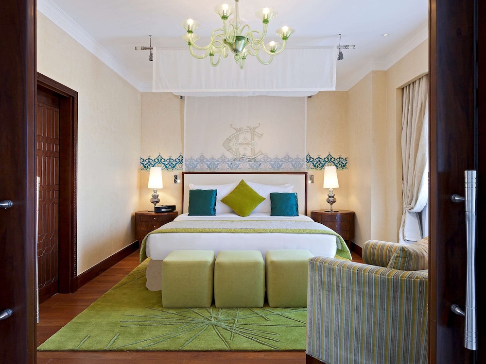 OPERA SUITE, 1 king-size bed, terrace, Nile View