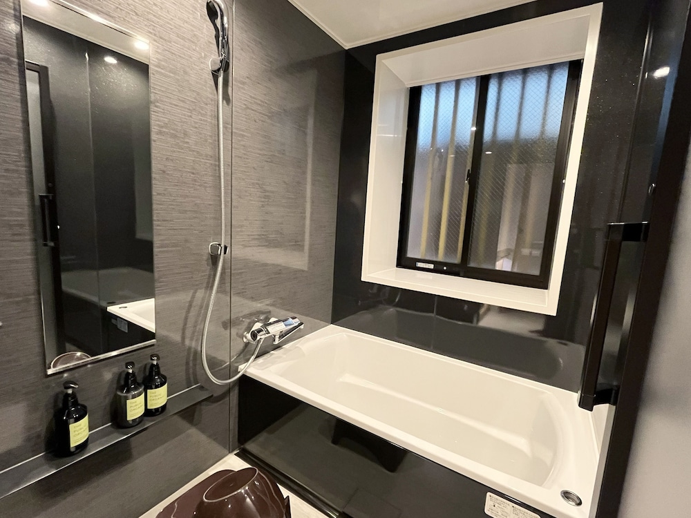 Standard Double or Twin Room (1st Floor) - Photo 3