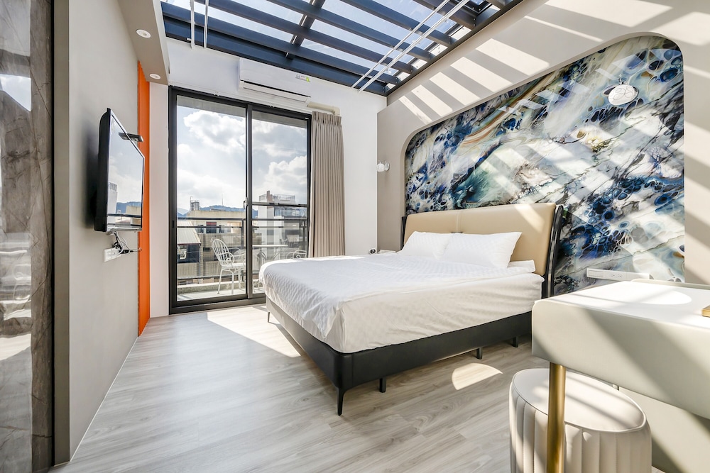Deluxe Quadruple Room with Balcony photo 1