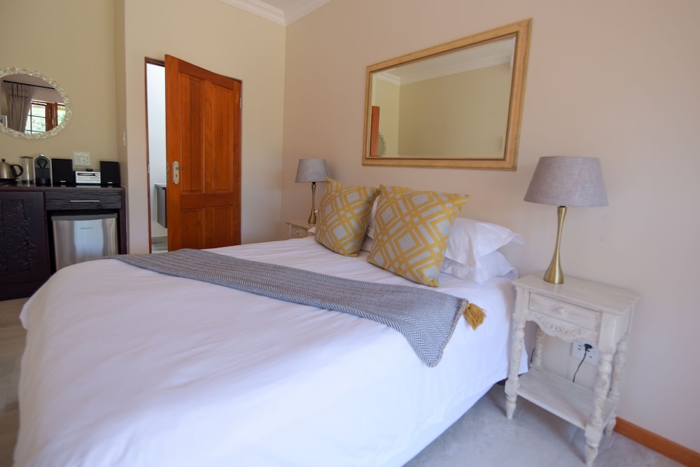 Standard Room - Photo 1