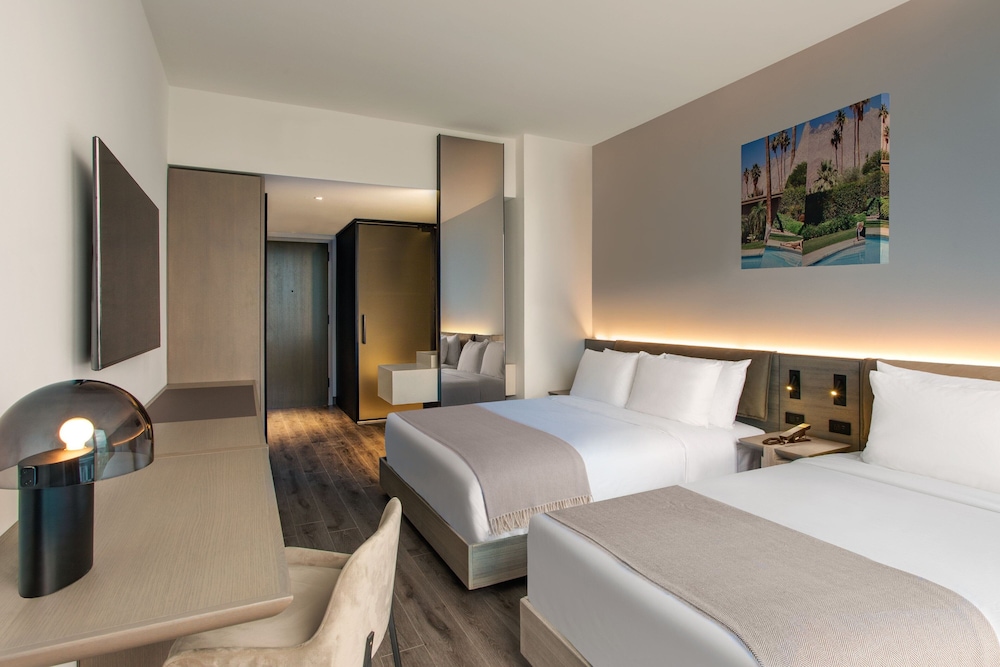 Room, 2 Queen Beds (Hearing Accessible)